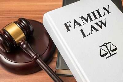 how-can-you-select-best-family-lawyers-that-handle-common-legal-problems-?